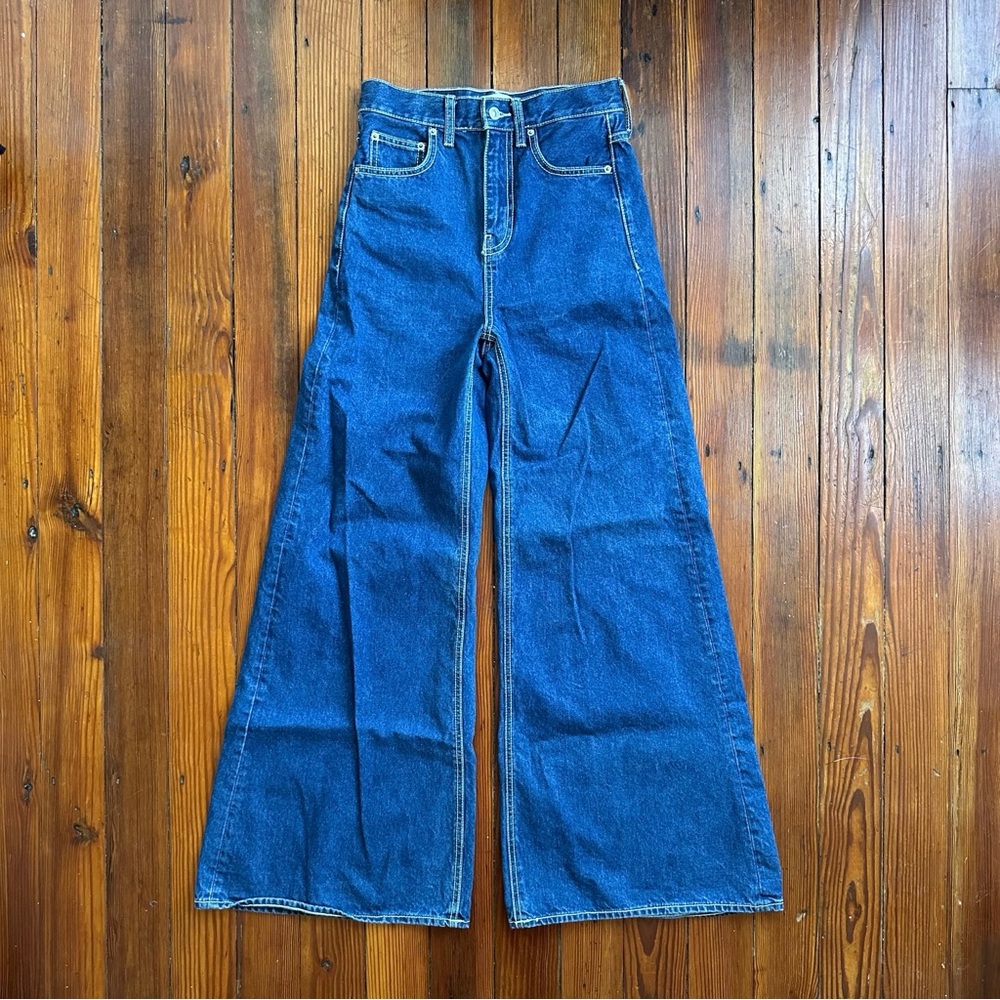 Zara The Vintage HW Flare jeans 2